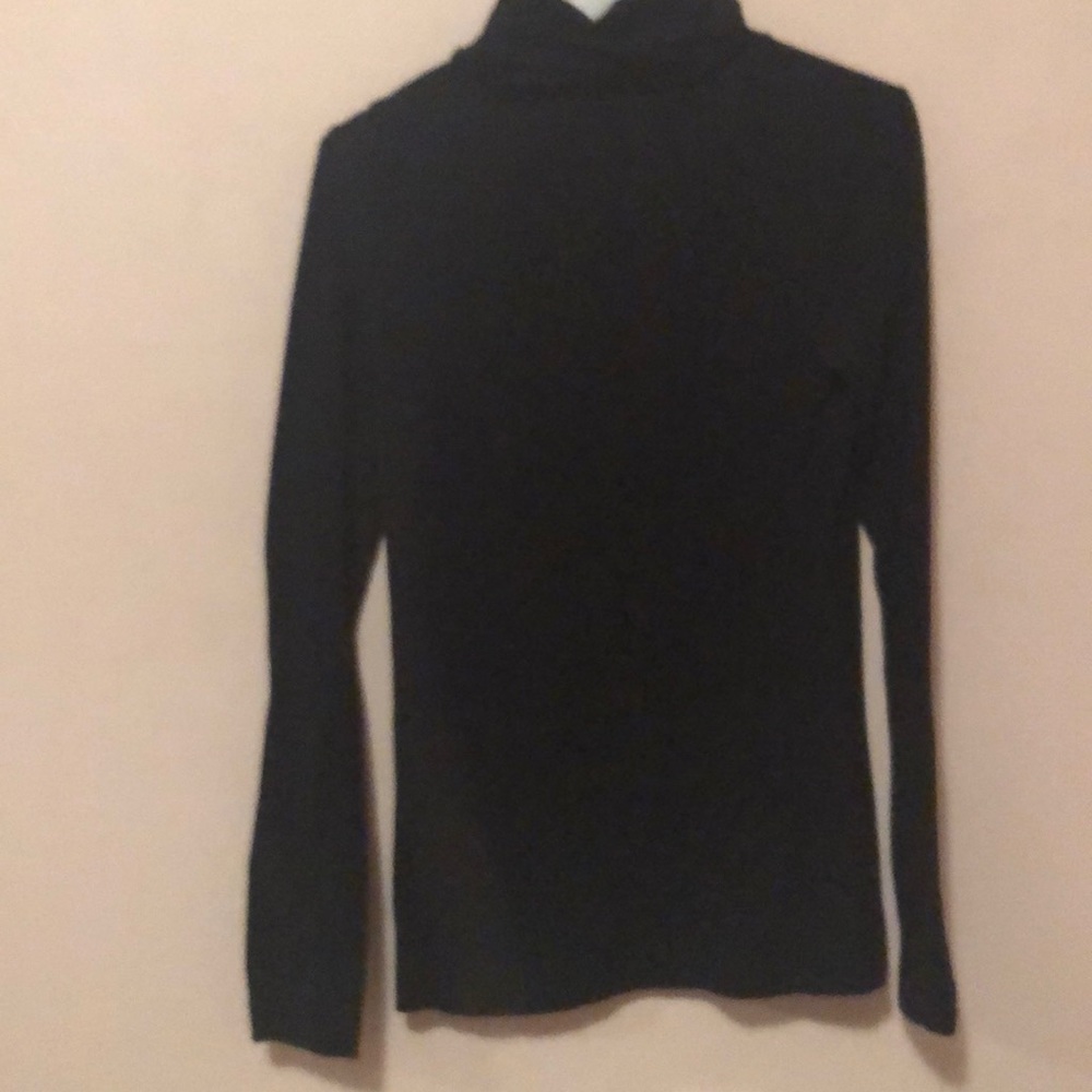 turtle kneck sweater